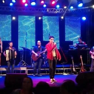 Foto da capa: Walmo Souza - DVD ao vivo