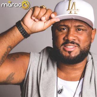 Foto da capa: Deitados Na Areia