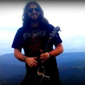 Foto da capa: Lobotomia Adolescente