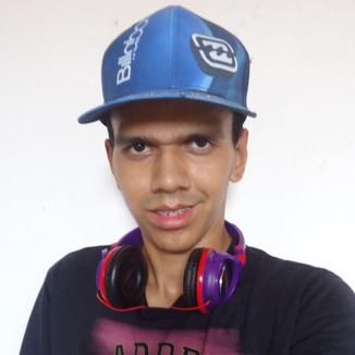 Foto da capa: MC ELVIS ORIGINAL