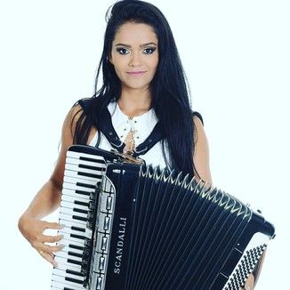 Foto da capa: Yara do Acordeon