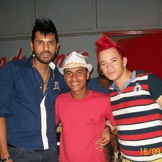 Foto da capa: POETA E FORRÓ BOYS