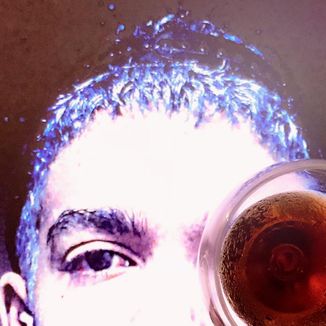 Foto da capa: Bebida Que Iluda