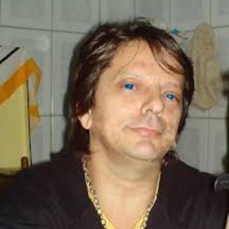 Foto da capa: UMA VOZ, UM VIOLÃO