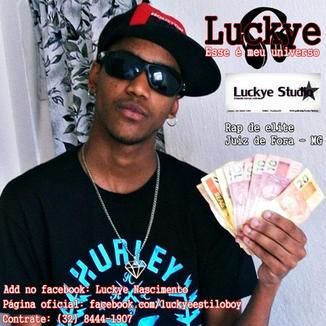 Foto da capa: Esse é meu universo - MIX