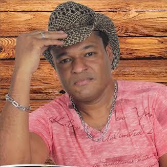Foto da capa: kaio sertanejo 2015 na feira do caminhão ao vivo em itabaiana