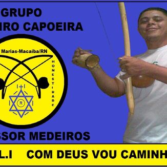 Foto da capa: Com Deus Vou Caminhando
