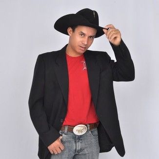 Foto da capa: GUILHERMA FREITAS 2016
