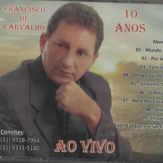 Foto da capa: 1O ANOS AO VIVO