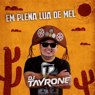 Foto da capa: Em Plena Lua De Mel