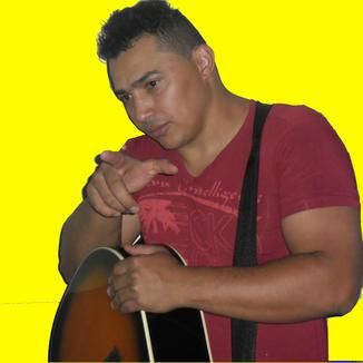 Foto da capa: Gabriel Araújo na  levada do arrocha 2015