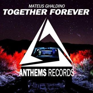 Foto da capa: Together Forever