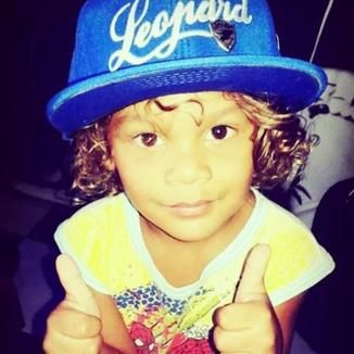 Foto da capa: PRA CIMA DELES...