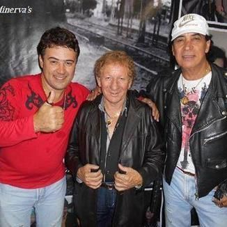 Foto da capa: OS AMIGOS-ROBERTO E MEIRINHO E BIRO BIRO