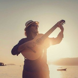 Foto da capa: Mixagens - Léo Nascimento (MPB)