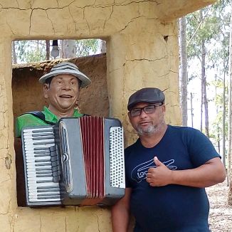 Foto da capa: Vamos Fazer Amor No Meu Caminhão