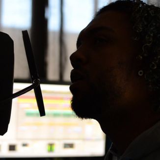 Foto da capa: Ton Withan (Remix)