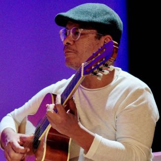 Foto da capa: Proceder e seguir!