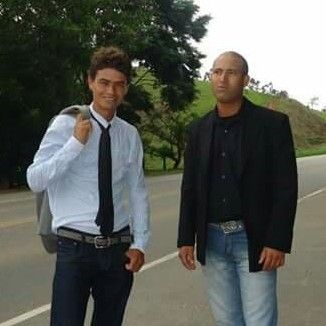 Foto da capa: ele faz acontecer