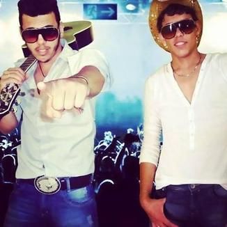 Foto da capa: Perdendo a linha