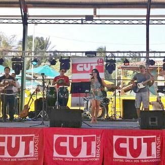 Foto da capa: Festa da Cut ao vivo