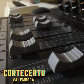 Foto da capa: Vai Embora