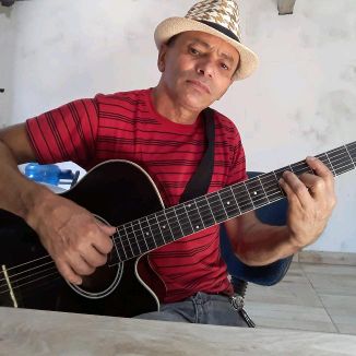 Foto da capa: Na Hora De Amar