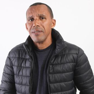 Foto da capa: Deni show ao vivo no quintal do sítio 2026