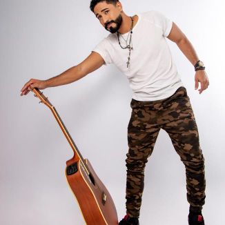 Foto da capa: Nick Mathos Uma voz, Um Violão