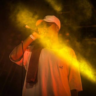 Foto da capa: ISLAN MC - ILUSÃO