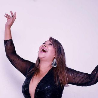 Foto da capa: Leninha Tsunamy - CD - Vol 06 Aquariana