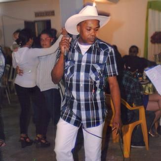 Foto da capa: Paulo Moreno e Luquinhas dos Teclados