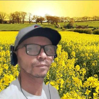 Foto da capa: Tá pra nascer Um Homem que nunca  amou