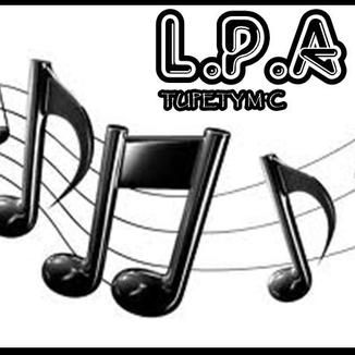 Foto da capa: L.P.A O Inicio