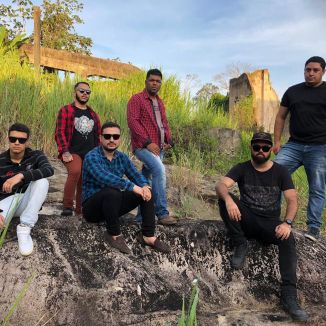 Foto da capa: EP Cápsula Lunar