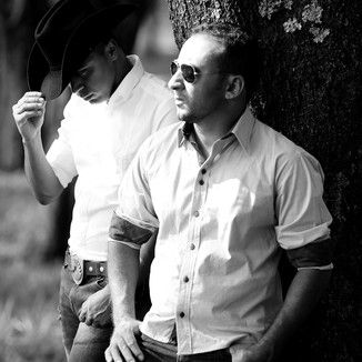 Foto da capa: Augusto e Cristiano CD Cada palavra