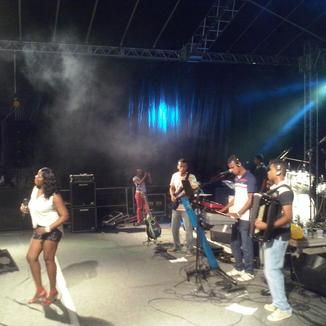Foto da capa: SHOW ALINNE SANTOS AO VIVO