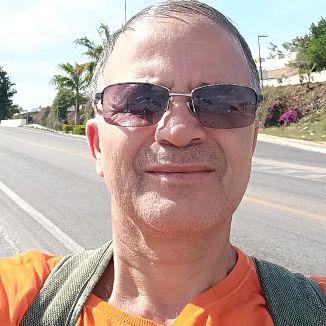 Foto da capa: Longe De Casa