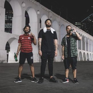Foto da capa: Contatos part. BK, CHS, Nectar Gang