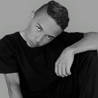 Foto da capa: Artista Campoalegrense Rickson Santos