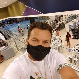 Foto da capa: vigario ao vivo