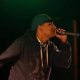 Foto da capa: Mc Pitty