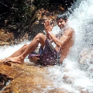 Foto da capa: Pele Dourada / Amuleto De Sorte