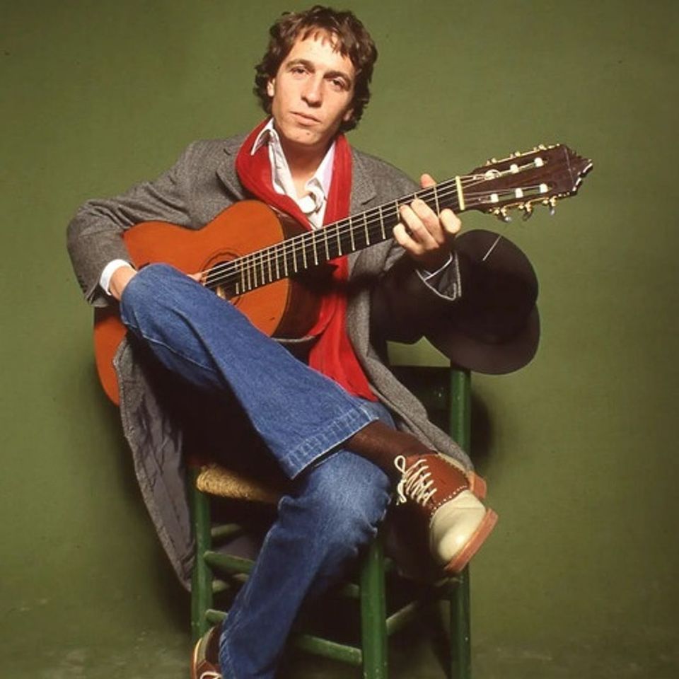 Rino Gaetano: il genio anticonformista della musica italiana