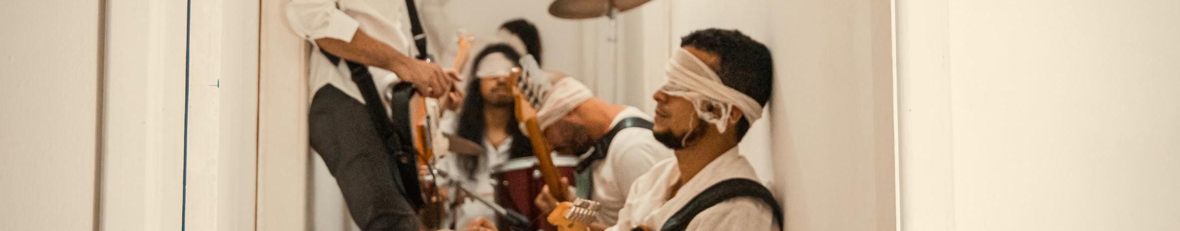 Imagem de capa de Mirrors Room