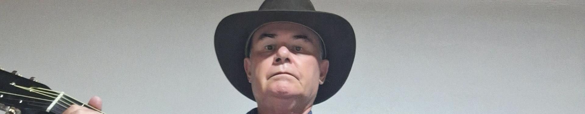 Imagem de capa de Tenente Ademar Redeski (O Sertanejo Raíz)