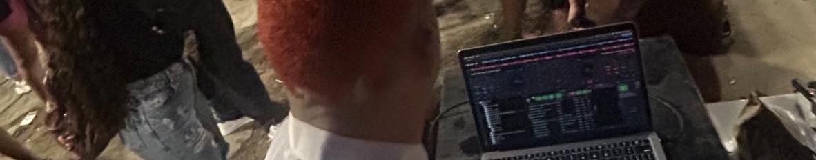 Imagem de capa de DJ QR