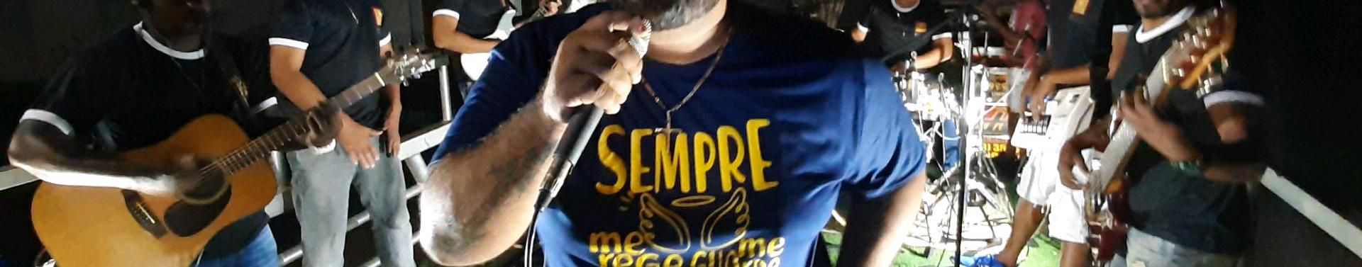 Imagem de capa de ADRIANO MATOS & BANDA D'LOUVAR