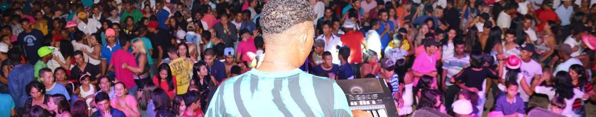 Imagem de capa de JOAOZINHO E SEUS TECLADOS